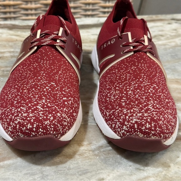 Women’s TRAQ by Alegria Qool Water Resistant Knit Sneaker- Size 39 - Picture 5 of 12